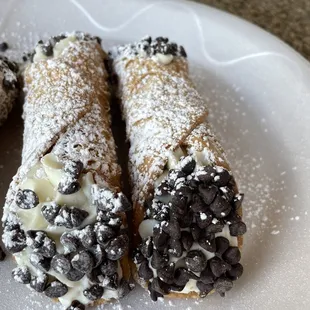 Amazing cannolis, best in GA!