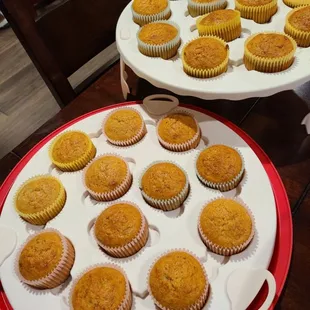 Sugar free banana cinnamon cupcakes with caramel drizzle