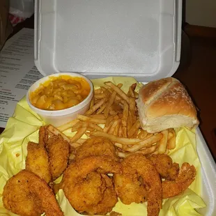 9pc jumbo shrimp combo w/ mac and cheese &amp; fries.  Bomb
