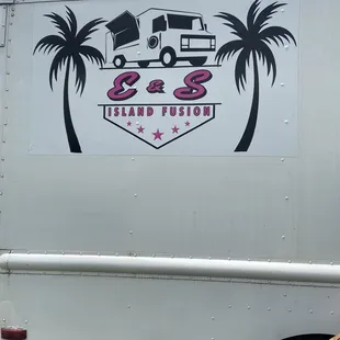 Food truck in Maili
