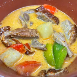 C7. Roasted Duck Curry