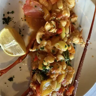 Lobster in tomato sauce with cannellini beans