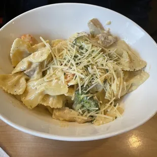 Black Tie Pasta: bow tie pasta and tortellini with a tasty Alfredo sauce.