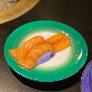 Salmon Sushi @tiffhuangry