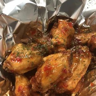 chicken wings and fried chicken, bbq chicken, fried chicken wings, food, fried chicken, poultry, chicken, chicken wings, bbq wings