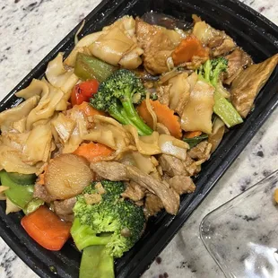 Pad Kee Mao (Drunken Noodle)