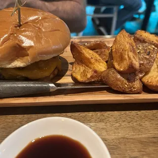 Sticky Burger with BBQ Sauce