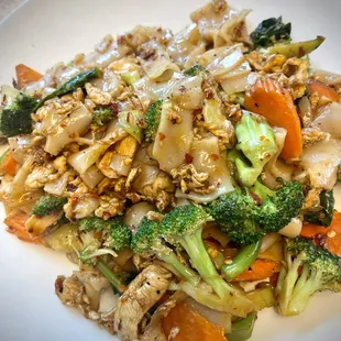 N3. Pad See Ew with Chicken