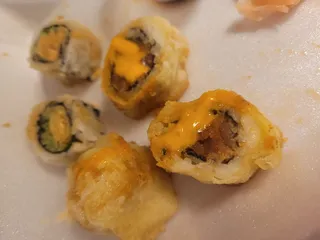 Yoshi Sushi
