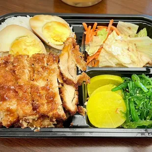 Taiwanese Style Fried Chicken Bento Box