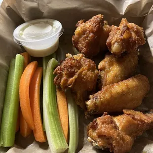 Jalapeño Honey Glaze Wings - Delicious
