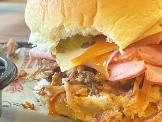 Braglio Farms Smokehouse