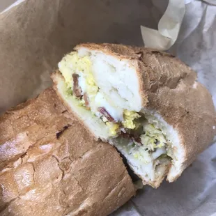 Egg and bacon sandwich with extra in house salsa bread was FRESH!