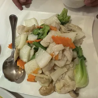 69. Sauteed Rock Cod Fillet with Mix Vegetable