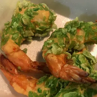 Shrimp with green sauce.