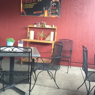interior, paella