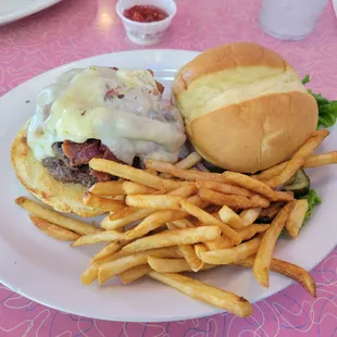 Cowboy burger, OMG, this is gonna hurt!.  The best burger ever! Grilled onions-mushrooms bacon and Swiss.   A OMG burger!