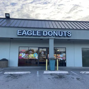 Eagle Donuts