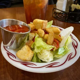 Side salad with French dressing