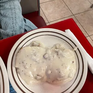 1/2 Biscuits &amp; Gravy (comes with the super 6