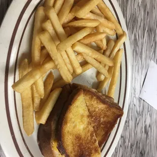 Grilled cheese and fries