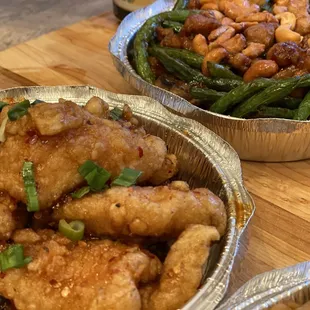 food, bbq wings, fried chicken wings, chicken wings and fried chicken, poultry, chicken wings, chicken, bbq chicken, fried chicken