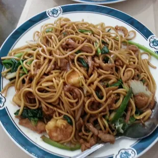 House Special Lo Mein