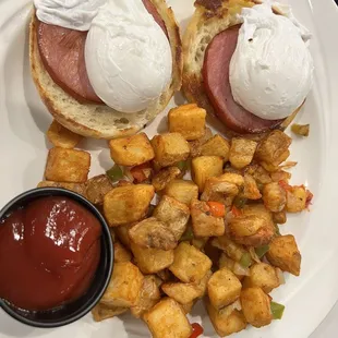 Eggs Benedict no sauce