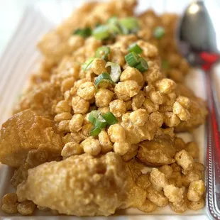 E14. Salted Egg Golden Sand Prawns