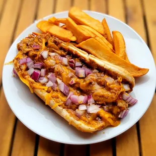 This is the classic Chili Dog with Cheese and Onions and a side of steak fries. It did not disappoint!
