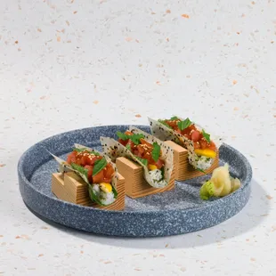 Spicy Tuna Sushi Tacos