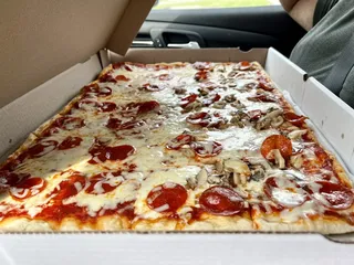 Tommy's Old Fashion Pizza