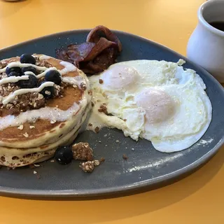 BLUEBERRY PANCAKES