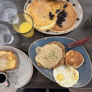 CHICKEN FRIED STEAK