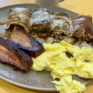 CINNAMON ROLL PANCAKES