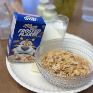 Kids cereal and milk