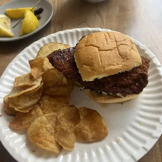 HOT HONEY CHICKEN SANDWICH