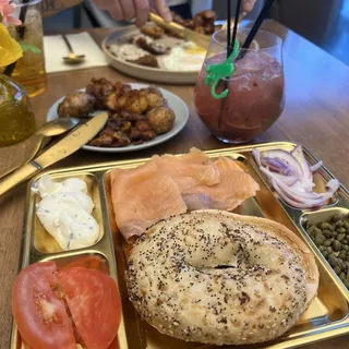 SMOKED SALMON