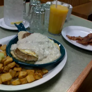 i WAS HUNGRY!!! yum!!!