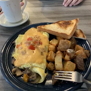 Philly Omelette with roasted potatoes