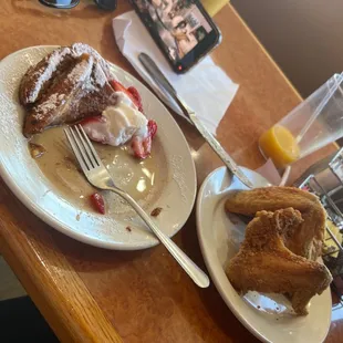 Soo good! Fast service...don't forget to tip you waitress