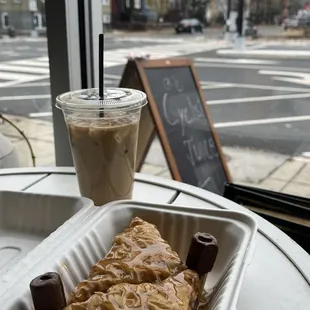 Earth Grocery & Coffee Shop