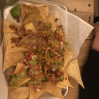 Boss Nachos*