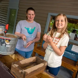 Red River Gorge Earth Shop Gem Mining