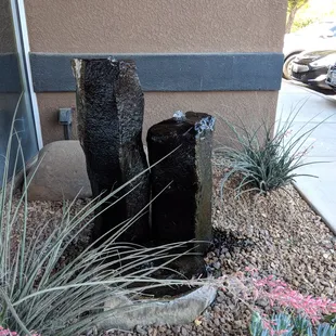 Basalt fountain
