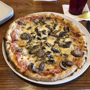 Mushroom 10" Trad. Pizza