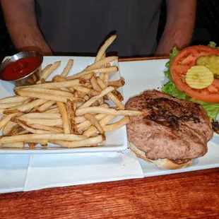 Turkey burger w fries