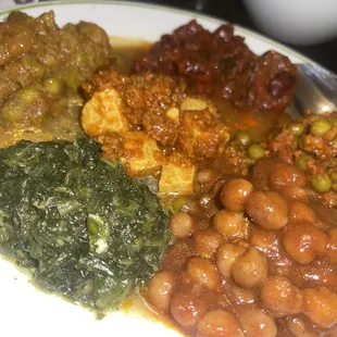 Chana masala, tofu masala, mushrooms in Sauce with kidney beans, Sag Tofu (per pound)