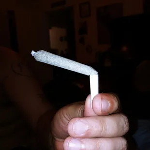 $10 1/2 gram pre roll not rolled correctly
