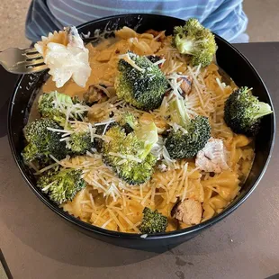 My hubby had the Alfredo! Very tasty. I had the blueberry burger in GF bread. Burger was great! I know it sounds odd but delicious.